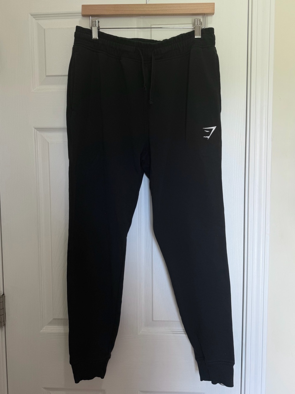 Gymshark Crest Joggers Men's Medium